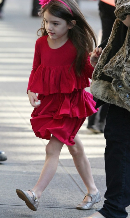 Suri Cruise in Little girl Accessories