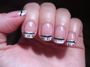 Piano Keys & Music Notes....French Manicure