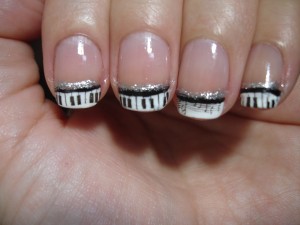 Piano Keys & Music Notes....French Manicure