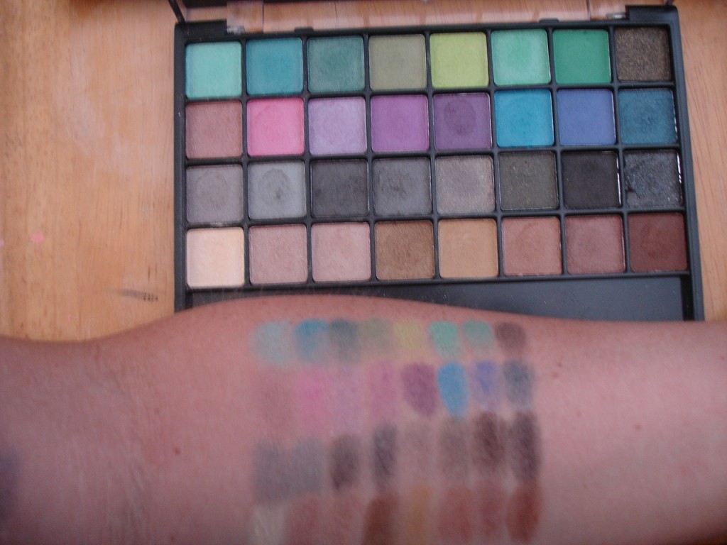 E.L.F. 32 Piece Eyeshadow Cool and Warm Palettes Swatches